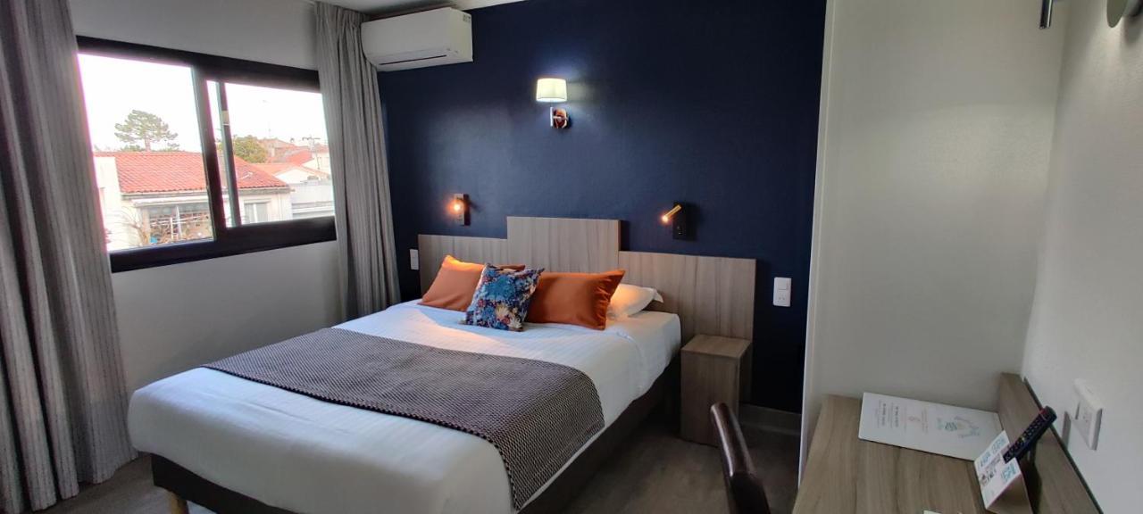 Logis Hotel Les Bleuets Royan Eksteriør billede